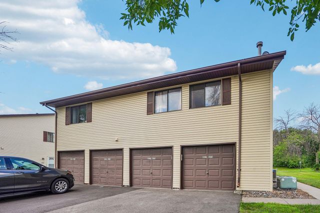 6627 84th Court N, Brooklyn Park, MN 55445