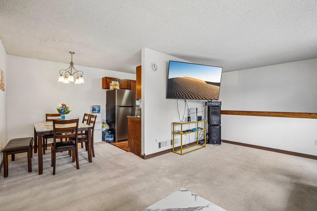6627 84th Court N, Brooklyn Park, MN 55445