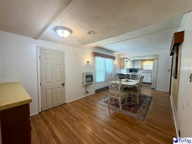 208 E 6th Avenue, Lake View, SC 29563