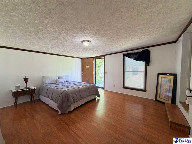 208 E 6th Avenue, Lake View, SC 29563