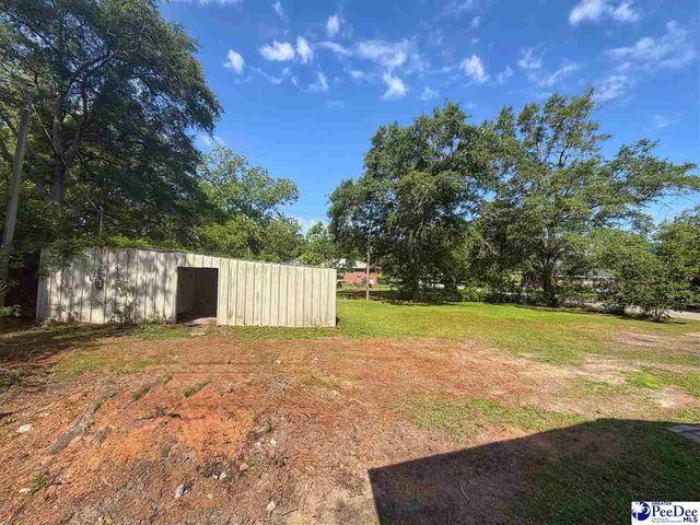 208 E 6th Avenue, Lake View, SC 29563