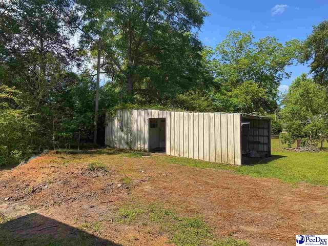 208 E 6th Avenue, Lake View, SC 29563