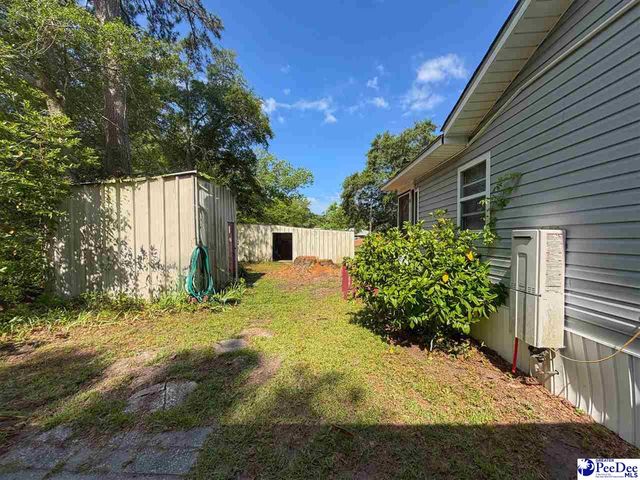 208 E 6th Avenue, Lake View, SC 29563