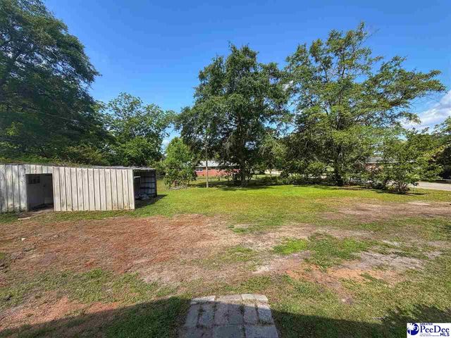208 E 6th Avenue, Lake View, SC 29563