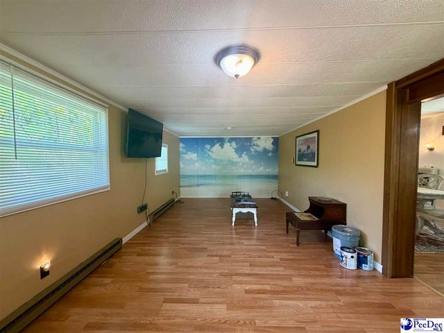 208 E 6th Avenue, Lake View, SC 29563