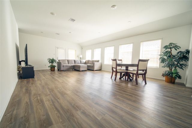 2607 Olivine Stone Drive, Richmond, TX 77469