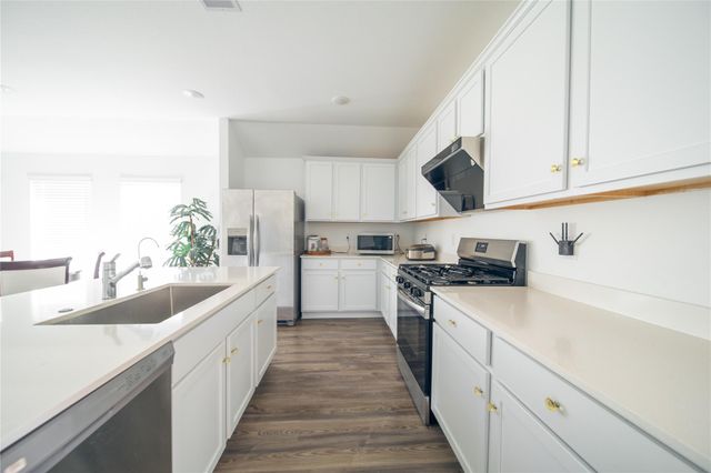2607 Olivine Stone Drive, Richmond, TX 77469