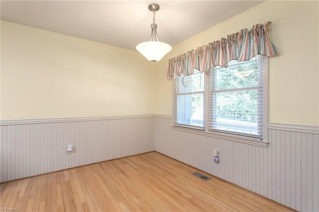 914 Ferndale Drive, Thomasville, NC 27360