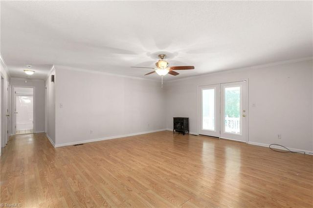 914 Ferndale Drive, Thomasville, NC 27360