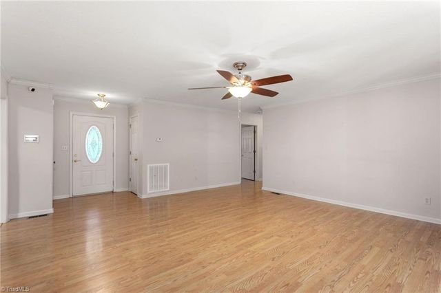 914 Ferndale Drive, Thomasville, NC 27360