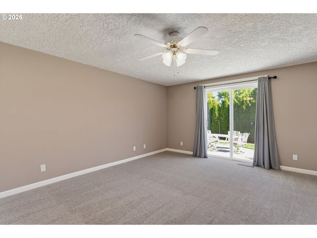 13617 Ne 6TH Ct, Vancouver, WA 98685