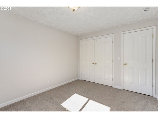 13617 Ne 6TH Ct, Vancouver, WA 98685