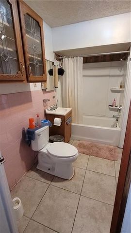 104 Shenango St, Greenville Boro - Mer, PA 16125