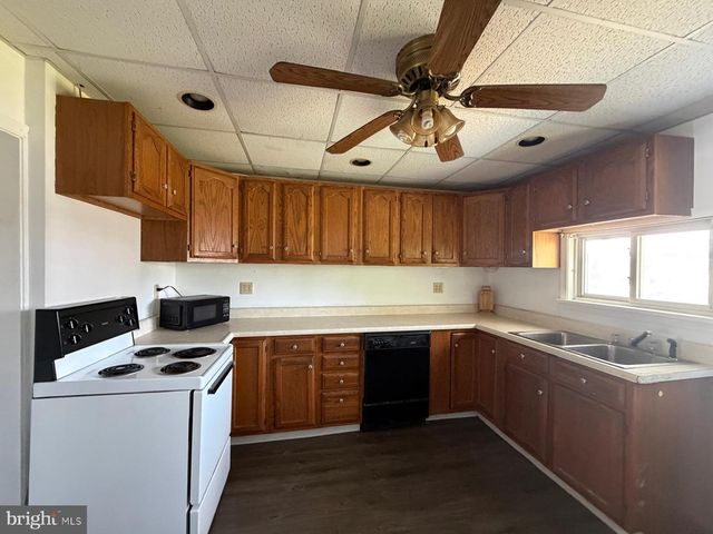 329-331 CATHRINE ST, Ashland, PA 17921