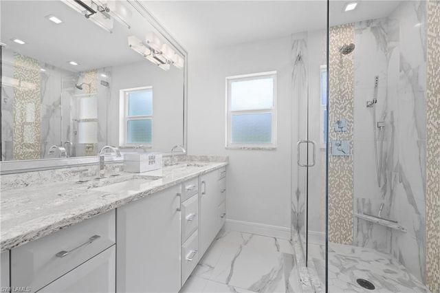 818 Tanbark DR 204, Naples, FL 34108