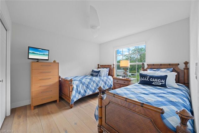 818 Tanbark DR 204, Naples, FL 34108