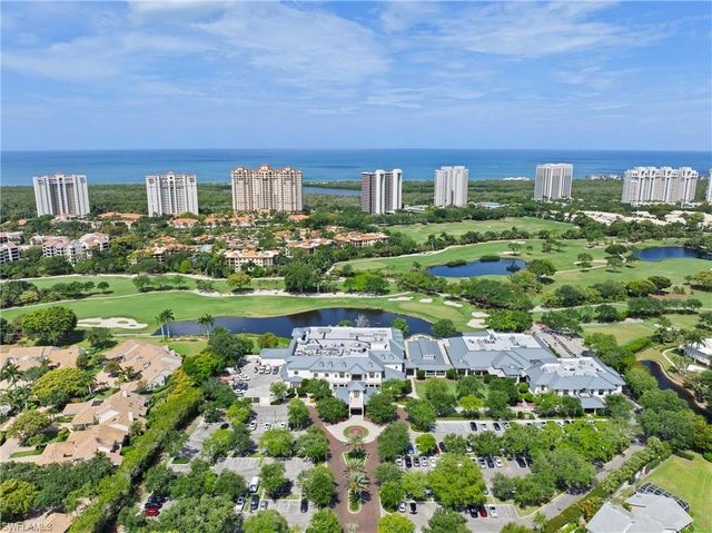 818 Tanbark DR 204, Naples, FL 34108