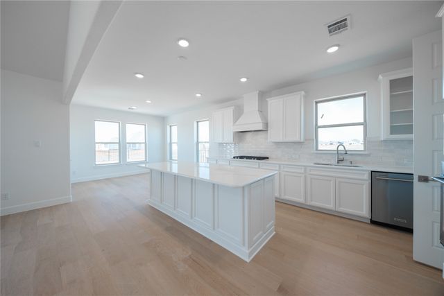 620 Schooner Court, Heath, TX 75032