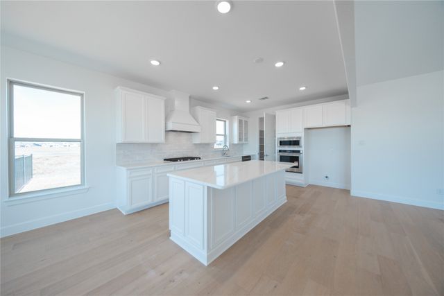 620 Schooner Court, Heath, TX 75032