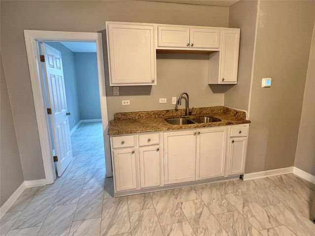 510 W Gandy Street, Denison, TX 75020