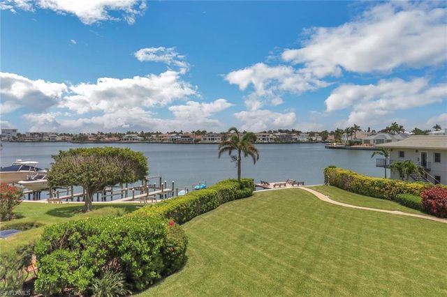 3420 Gulf Shore BLVD N # 31, Naples, FL 34103