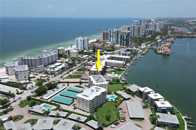 3420 Gulf Shore BLVD N # 31, Naples, FL 34103