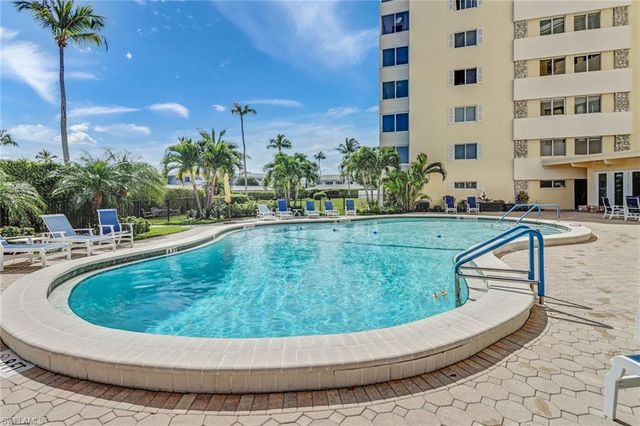 3420 Gulf Shore BLVD N # 31, Naples, FL 34103