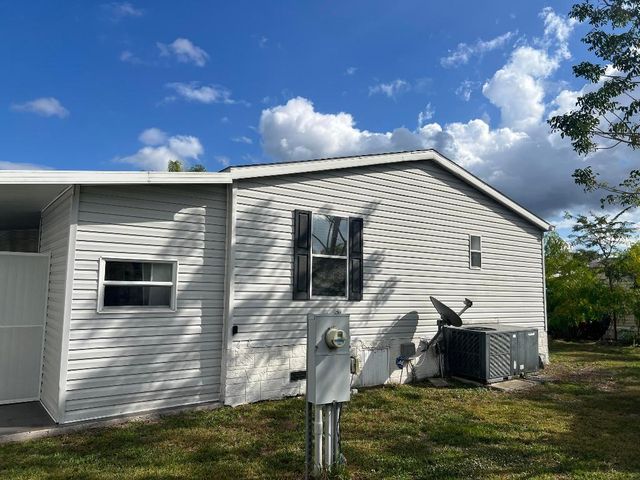 6761 NW 45th Avenue, Coconut Creek, FL 33073