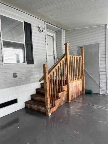 6761 NW 45th Avenue, Coconut Creek, FL 33073