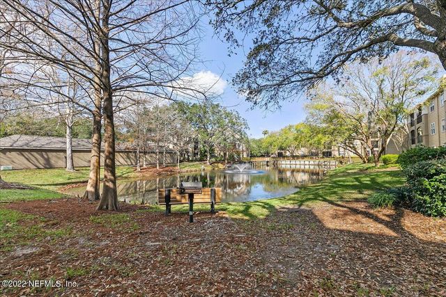 27 ARBOR CLUB Drive 209, Ponte Vedra Beach, FL 32082