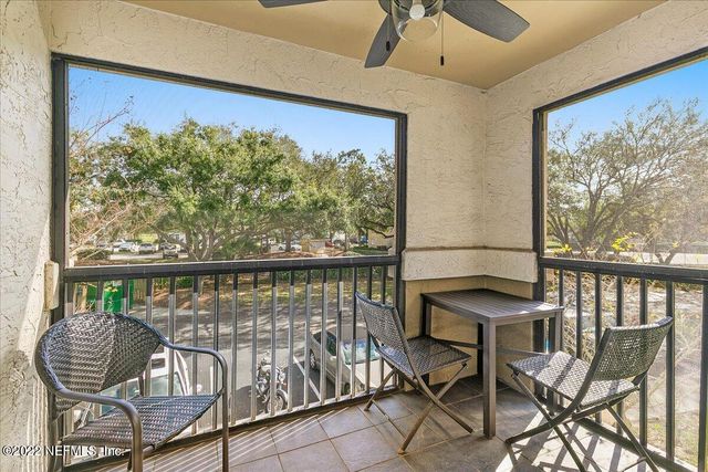 27 ARBOR CLUB Drive 209, Ponte Vedra Beach, FL 32082