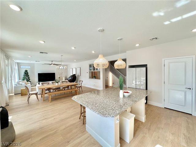 7139 Grace Estate Avenue, Las Vegas, NV 89113