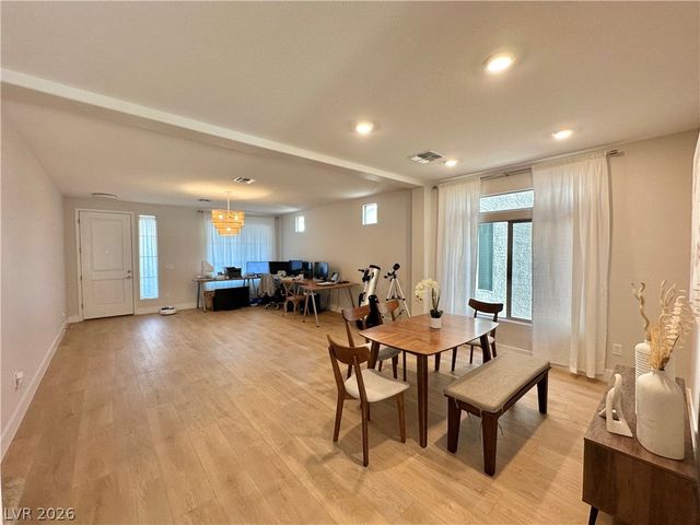 7139 Grace Estate Avenue, Las Vegas, NV 89113