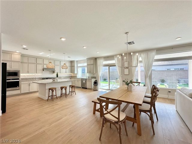 7139 Grace Estate Avenue, Las Vegas, NV 89113
