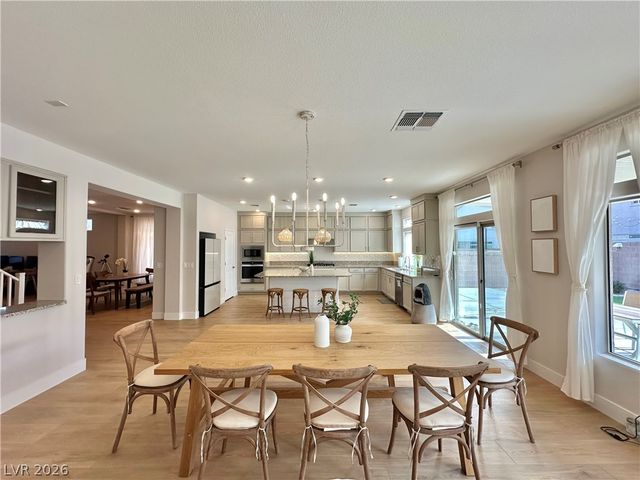 7139 Grace Estate Avenue, Las Vegas, NV 89113