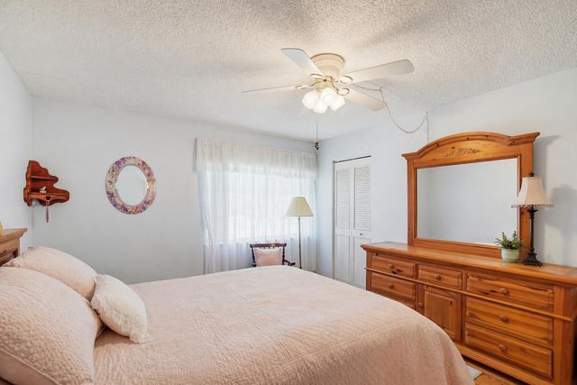 5760 Pine Wood Drive D-1, Greenacres, FL 33463