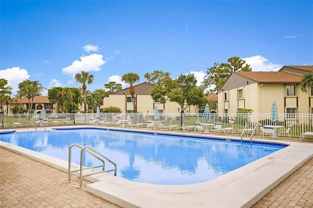 5760 Pine Wood Drive D-1, Greenacres, FL 33463