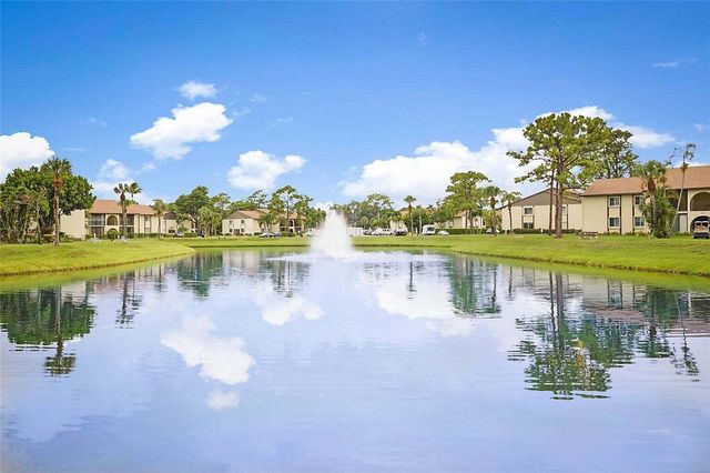 5760 Pine Wood Drive D-1, Greenacres, FL 33463