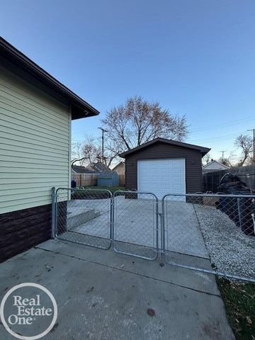 1617 Francis Street, Port Huron, MI 48060