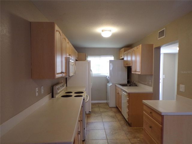 150 HARBORSIDE AVENUE 133, Punta Gorda, FL 33950