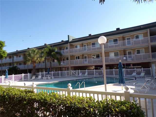 150 HARBORSIDE AVENUE 133, Punta Gorda, FL 33950