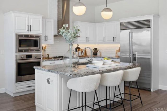 2323 Ocean Street, Carlsbad, CA 92008