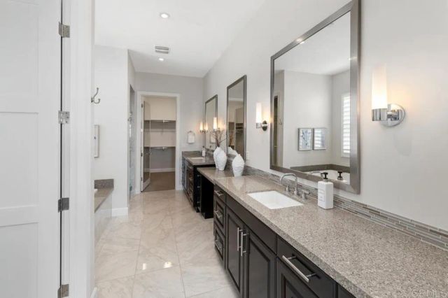 2323 Ocean Street, Carlsbad, CA 92008