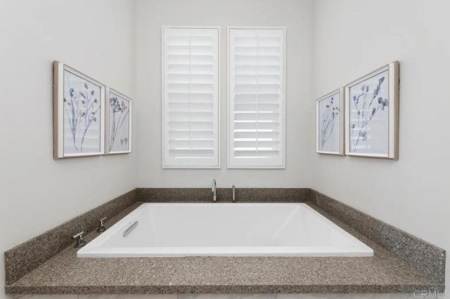 2323 Ocean Street, Carlsbad, CA 92008