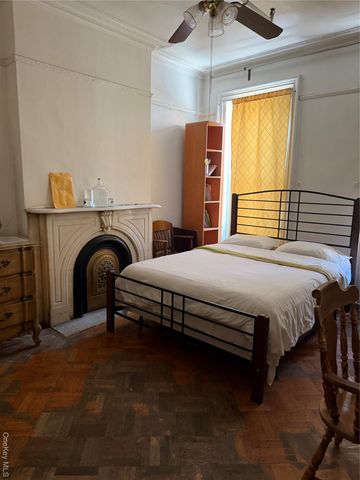 138 Saint James Place, Brooklyn, NY 11238