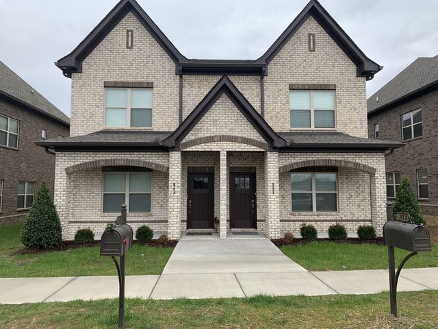 95A CAGES RD, Hendersonville, TN 37075