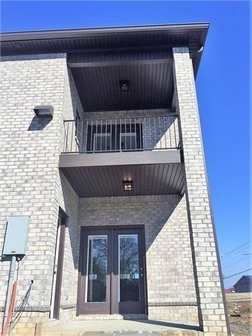 95A CAGES RD, Hendersonville, TN 37075