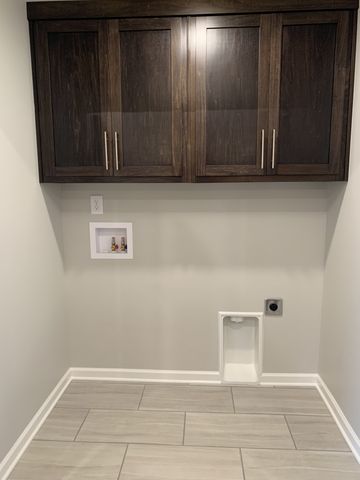 95A CAGES RD, Hendersonville, TN 37075