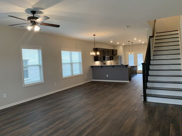 95A CAGES RD, Hendersonville, TN 37075