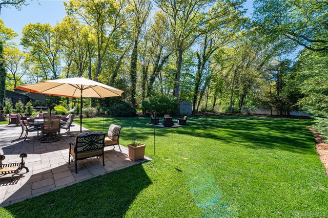 7 Ursular Court, Smithtown, NY 11787